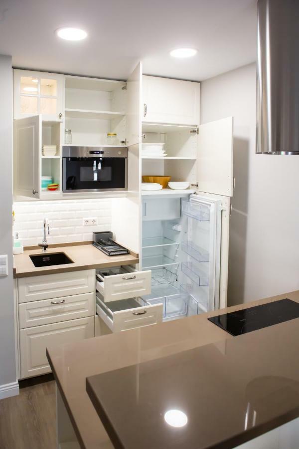 Beachfront apartment in Fuengirola NEW Esterno foto