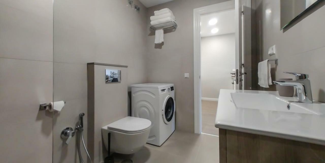 Beachfront apartment in Fuengirola NEW Esterno foto