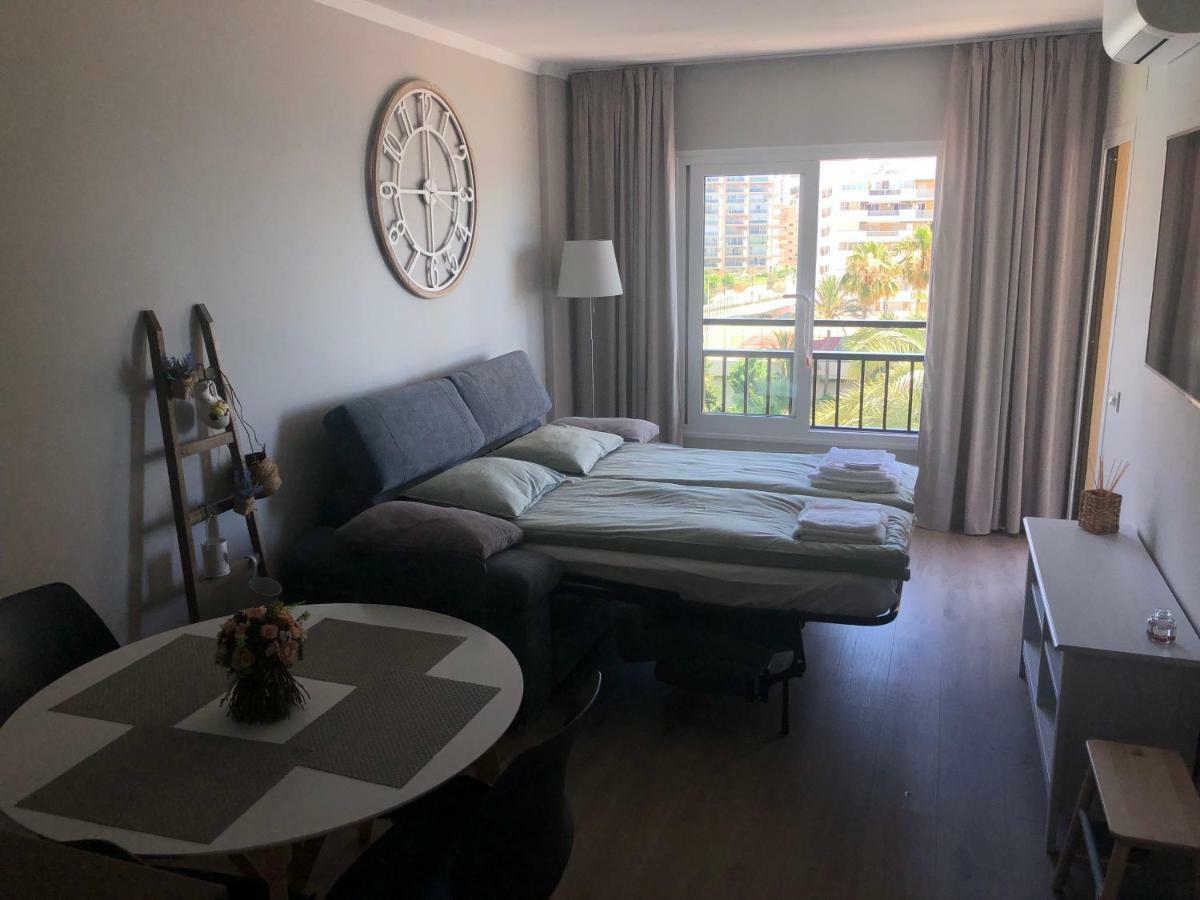 Beachfront apartment in Fuengirola NEW Esterno foto